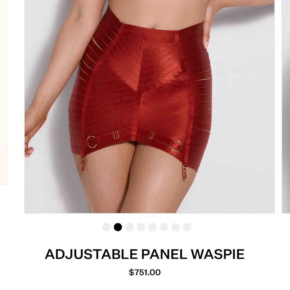 Bordelle adjustable panel waspie